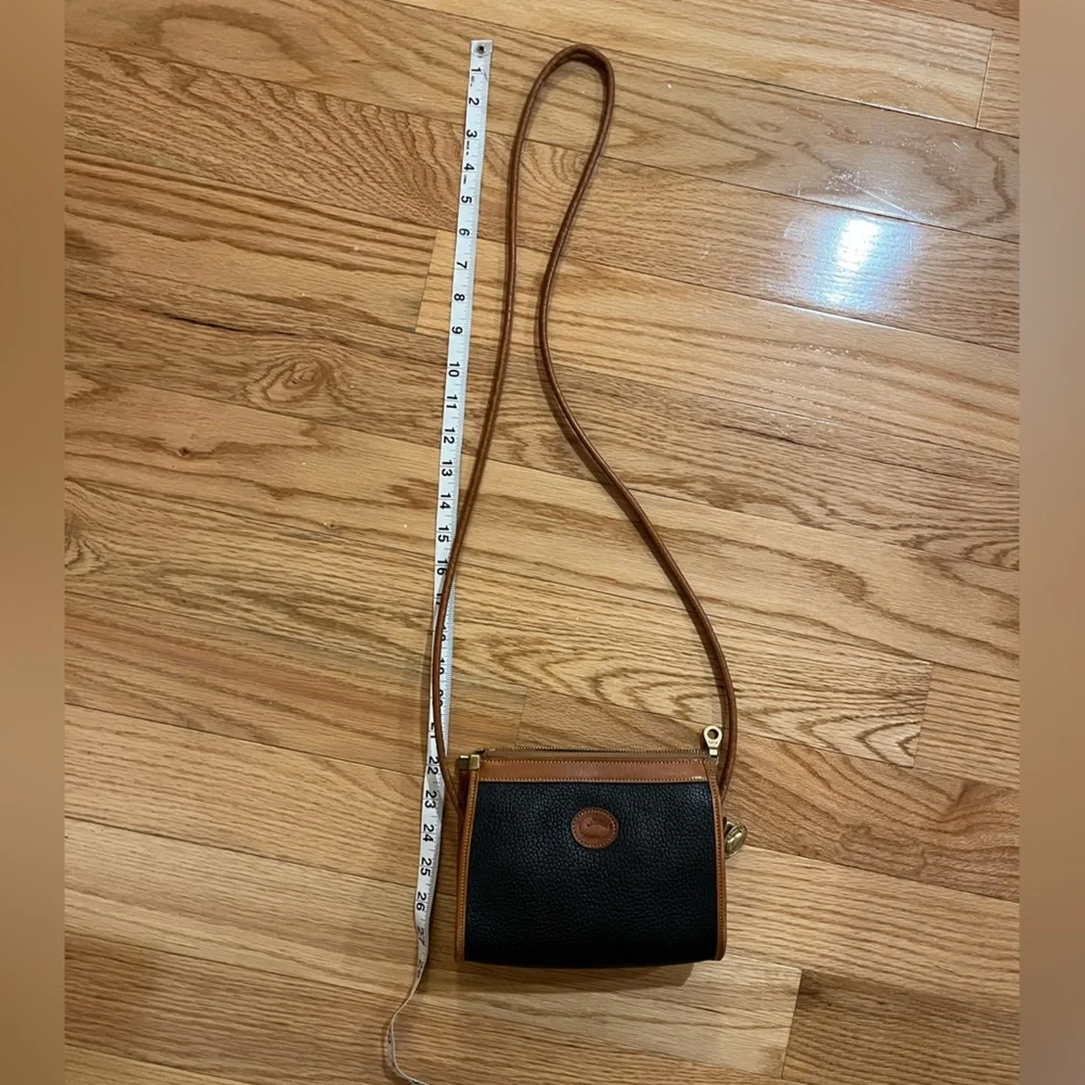 Dooney & Bourke Vintage Crossbody Bag - Picture 5 of 6